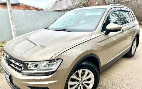Volkswagen Tiguan II, 2018 год, 2 669 000 рублей, 2 фотография