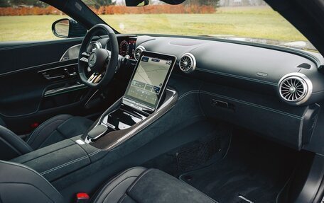 Mercedes-Benz AMG GT, 2025 год, 54 000 000 рублей, 18 фотография