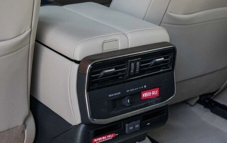 Toyota Land Cruiser, 2025 год, 11 295 000 рублей, 7 фотография