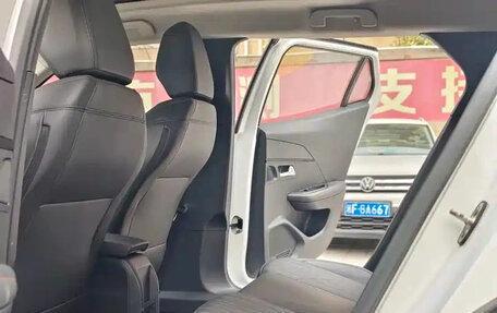 Peugeot 2008 II, 2022 год, 1 140 115 рублей, 18 фотография