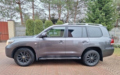 Toyota Land Cruiser 200, 2011 год, 3 190 000 рублей, 2 фотография