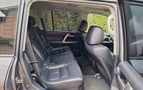 Toyota Land Cruiser 200, 2011 год, 3 190 000 рублей, 12 фотография