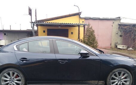 Mazda 3, 2021 год, 1 900 000 рублей, 4 фотография