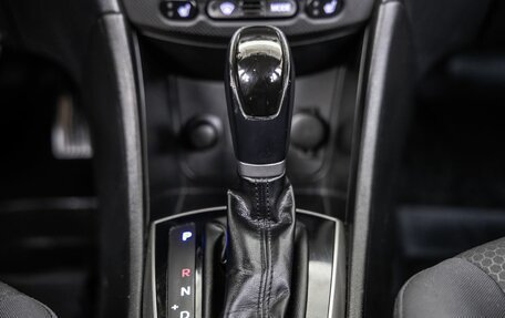 Hyundai Solaris II рестайлинг, 2015 год, 1 348 000 рублей, 27 фотография