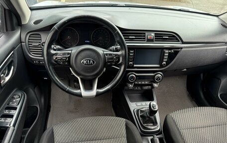 KIA Rio IV, 2018 год, 1 360 000 рублей, 6 фотография