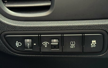 KIA Rio IV, 2018 год, 1 360 000 рублей, 13 фотография