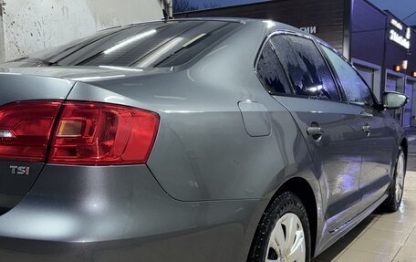 Volkswagen Jetta VI, 2013 год, 995 000 рублей, 5 фотография