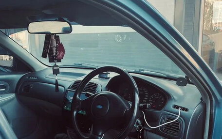 Ford Laser IV, 2002 год, 200 000 рублей, 3 фотография