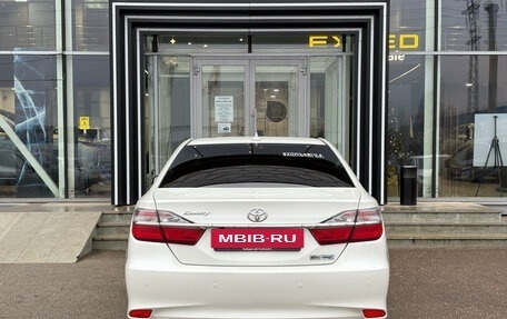 Toyota Camry, 2017 год, 2 270 000 рублей, 5 фотография