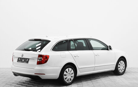 Skoda Superb III рестайлинг, 2014 год, 1 270 000 рублей, 2 фотография