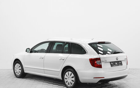 Skoda Superb III рестайлинг, 2014 год, 1 270 000 рублей, 4 фотография