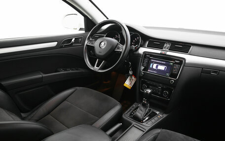Skoda Superb III рестайлинг, 2014 год, 1 270 000 рублей, 10 фотография