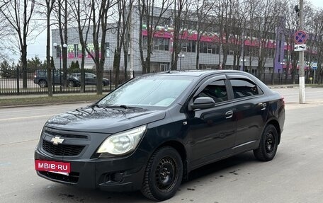 Chevrolet Cobalt II, 2013 год, 599 000 рублей, 2 фотография