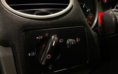 Ford Focus II рестайлинг, 2008 год, 600 000 рублей, 16 фотография