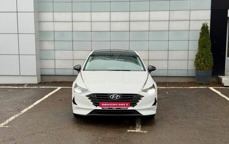 Hyundai Sonata VIII, 2021 год, 2 200 000 рублей, 2 фотография