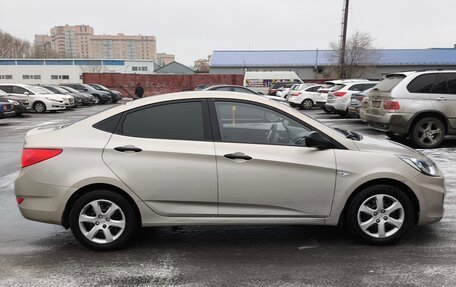 Hyundai Solaris II рестайлинг, 2014 год, 1 000 050 рублей, 3 фотография