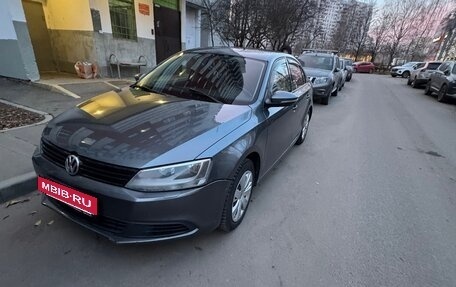 Volkswagen Jetta VI, 2011 год, 888 000 рублей, 4 фотография