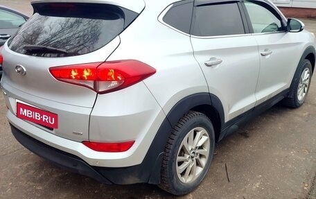 Hyundai Tucson III, 2016 год, 1 995 000 рублей, 4 фотография