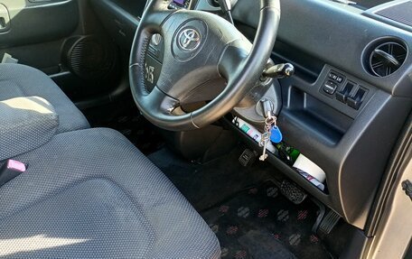 Toyota bB I рестайлинг, 2004 год, 490 000 рублей, 5 фотография