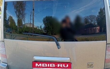 Toyota bB I рестайлинг, 2004 год, 490 000 рублей, 2 фотография