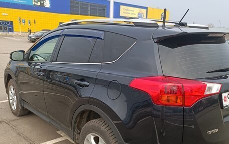 Toyota RAV4, 2015 год, 2 330 000 рублей, 23 фотография