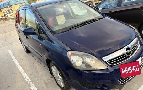 Opel Zafira B, 2012 год, 950 000 рублей, 5 фотография