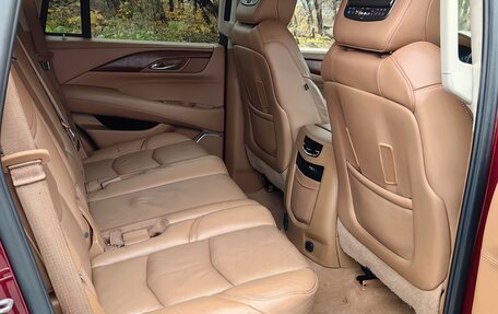 Cadillac Escalade IV, 2016 год, 3 999 999 рублей, 18 фотография