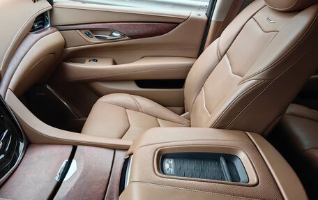 Cadillac Escalade IV, 2016 год, 3 999 999 рублей, 24 фотография