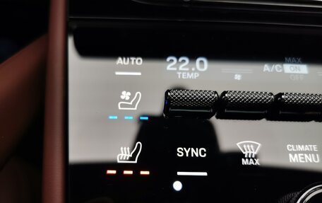 Porsche Cayenne III, 2025 год, 26 940 000 рублей, 25 фотография