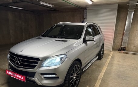 Mercedes-Benz M-Класс, 2013 год, 3 150 000 рублей, 5 фотография