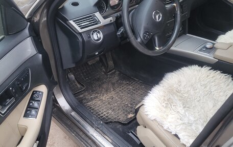 Mercedes-Benz E-Класс, 2010 год, 1 100 000 рублей, 12 фотография