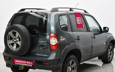 Chevrolet Niva I рестайлинг, 2017 год, 775 000 рублей, 4 фотография