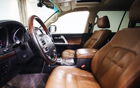 Toyota Land Cruiser 200, 2014 год, 4 750 000 рублей, 17 фотография