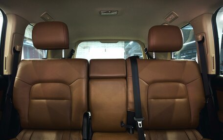 Toyota Land Cruiser 200, 2014 год, 4 750 000 рублей, 24 фотография