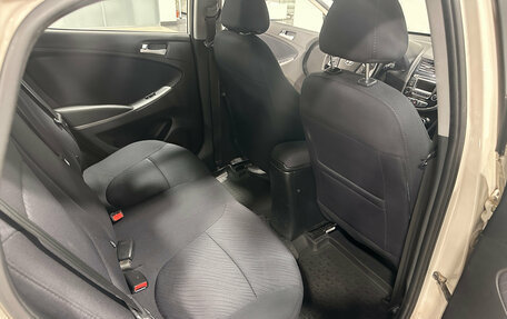 Hyundai Solaris II рестайлинг, 2015 год, 1 123 000 рублей, 11 фотография