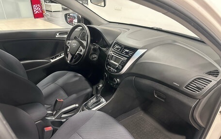 Hyundai Solaris II рестайлинг, 2015 год, 1 123 000 рублей, 12 фотография