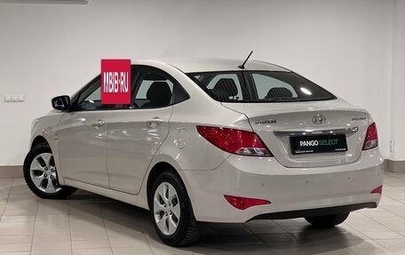 Hyundai Solaris II рестайлинг, 2015 год, 1 123 000 рублей, 4 фотография