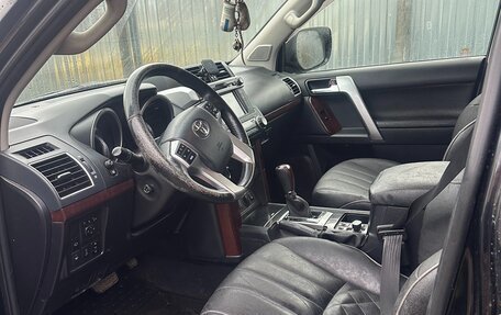 Toyota Land Cruiser Prado 150 рестайлинг 2, 2015 год, 3 500 000 рублей, 6 фотография