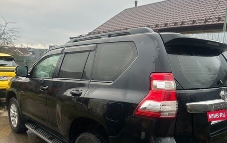 Toyota Land Cruiser Prado 150 рестайлинг 2, 2015 год, 3 500 000 рублей, 3 фотография