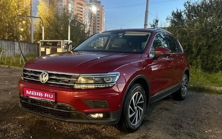 Volkswagen Tiguan II, 2018 год, 2 600 000 рублей, 1 фотография