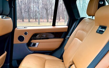 Land Rover Range Rover IV рестайлинг, 2021 год, 17 000 000 рублей, 9 фотография