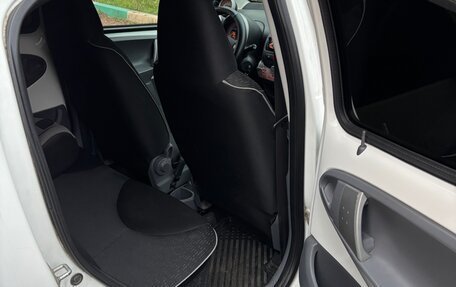 Peugeot 107 I рестайлинг, 2011 год, 600 000 рублей, 4 фотография