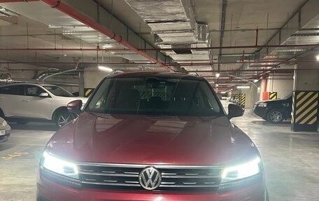 Volkswagen Tiguan II, 2018 год, 2 600 000 рублей, 9 фотография