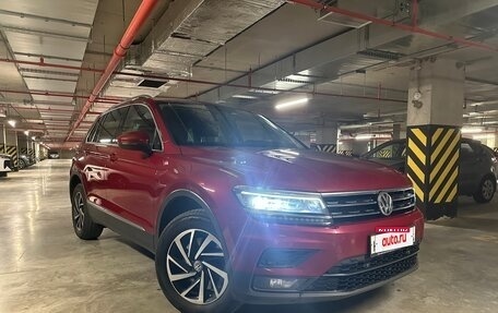 Volkswagen Tiguan II, 2018 год, 2 600 000 рублей, 8 фотография