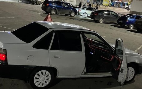 Daewoo Nexia I рестайлинг, 1997 год, 70 000 рублей, 3 фотография