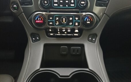 Chevrolet Tahoe IV, 2016 год, 2 999 000 рублей, 8 фотография