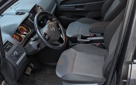 Opel Zafira B, 2011 год, 700 000 рублей, 11 фотография