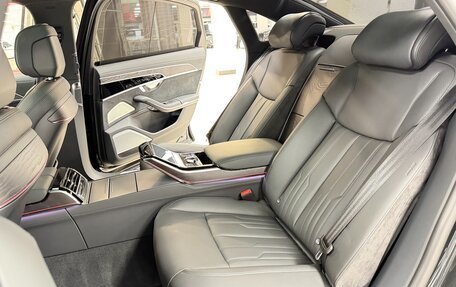 Audi A8, 2023 год, 13 999 000 рублей, 33 фотография