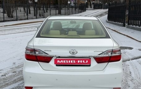 Toyota Camry, 2015 год, 2 300 000 рублей, 9 фотография