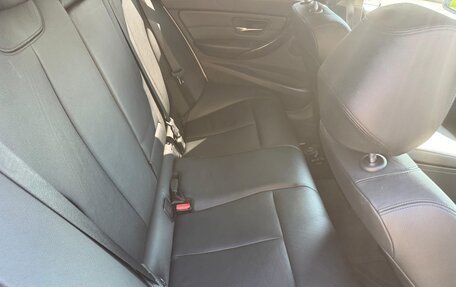 BMW 3 серия, 2012 год, 1 950 000 рублей, 16 фотография